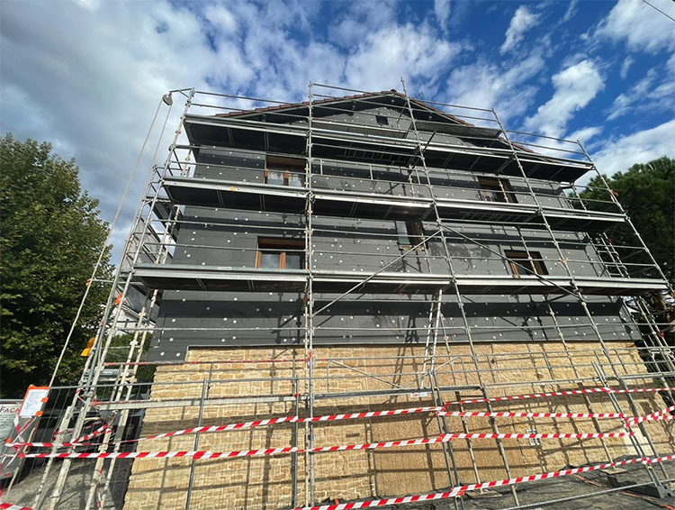 ALPES ISERE HABITAT FOUR (38)